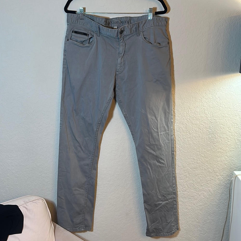Calvin Klein Jeans Chino style gray pants size 36/32